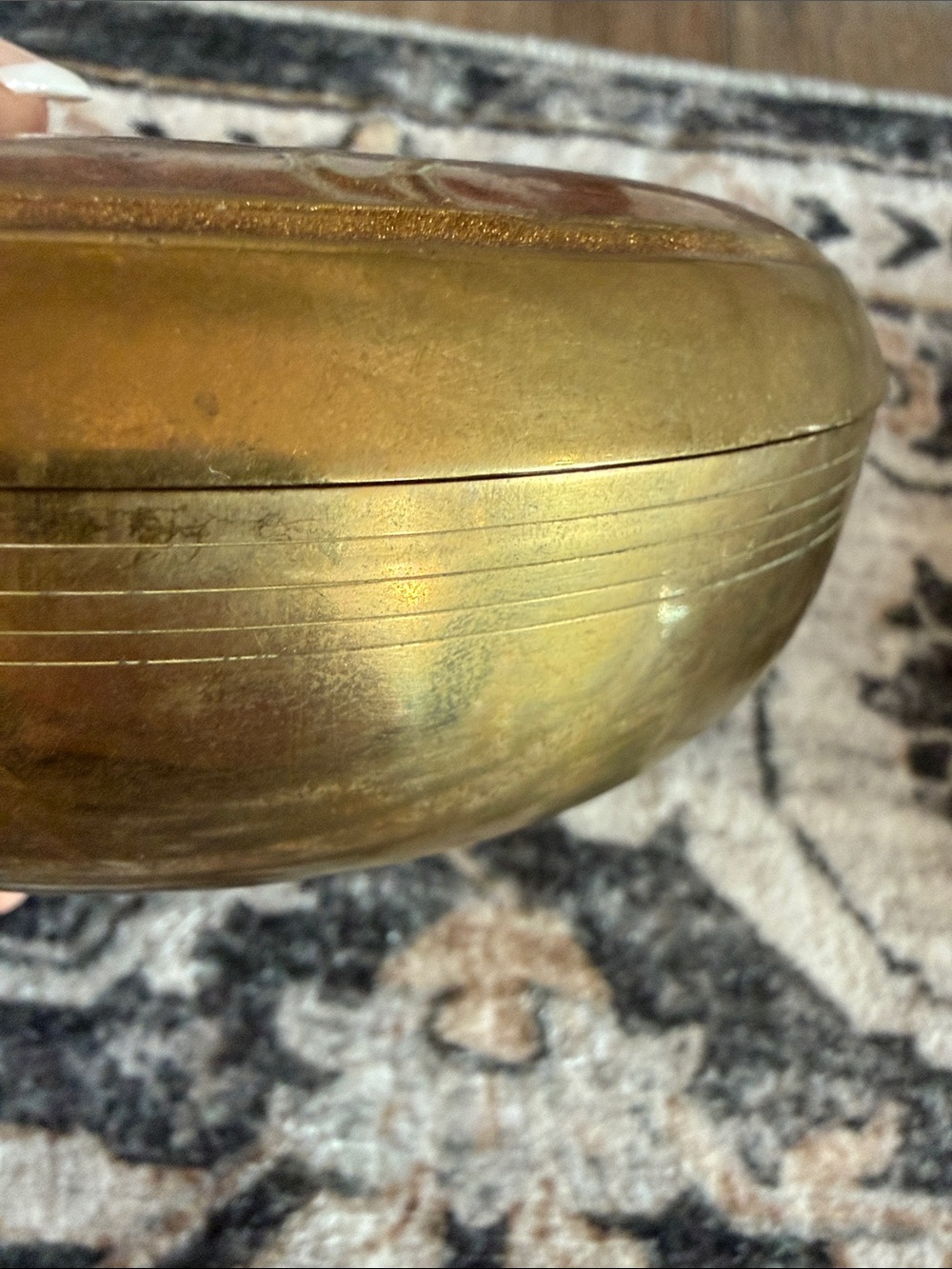 Vintage Round Brass Inlaid Trinket Box with Eagle on Lid Made in India - Picture 3 of 6